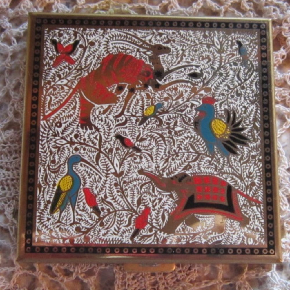 ORNATE ART DECO STYLE 1930's VINTAGE VOLUPTE COMPACT WITH BIRD MOTIF IN ENAMEL